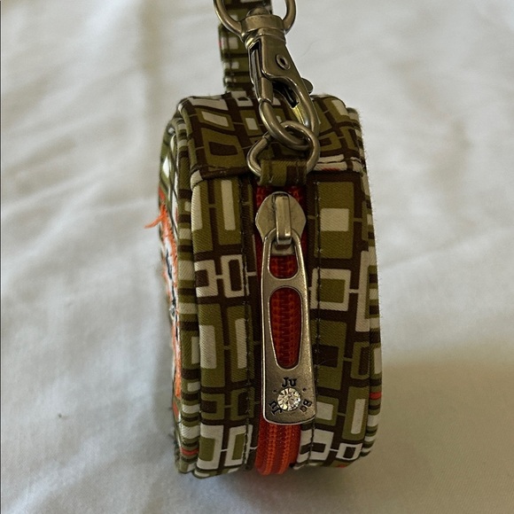 Ju Ju Be Paci Pod Pacifier Holder in Jungle Maze design - Picture 6 of 8